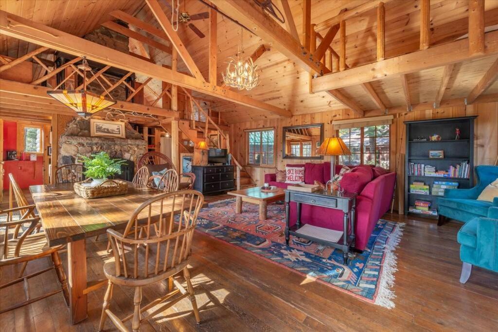 Coziest Cabin In Tahoe W Stone Fireplace Comfy Beds Close To Slopes & Lake 카넬리안 베이 외부 사진